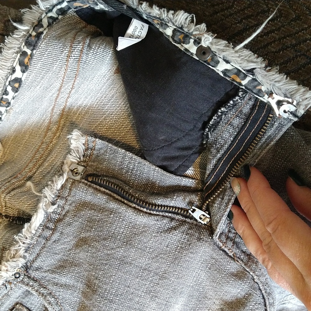 Express Y2K Denim Jacket and Skirt Set - Picture 10 of 10